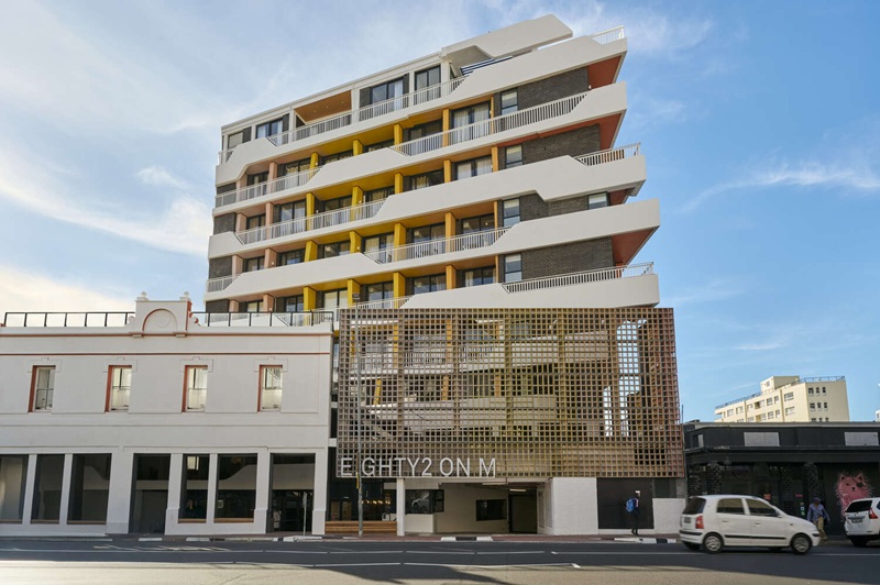 Eighty2-On-M Eighty2-On-M